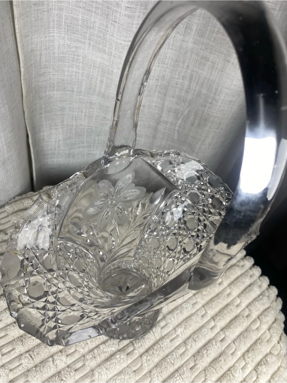 Vintage Crystal Glass Bride’s Basket Vase Flower Etched Starburst Base 11.5”